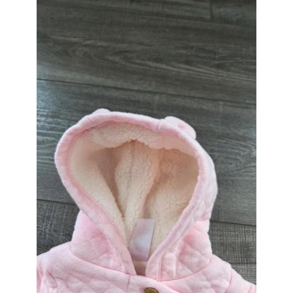 Carter's baby girl hooded jumpsuit size newborn‎